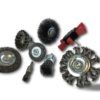 Assortiment de brosses circulaires sur tige pour perceuse