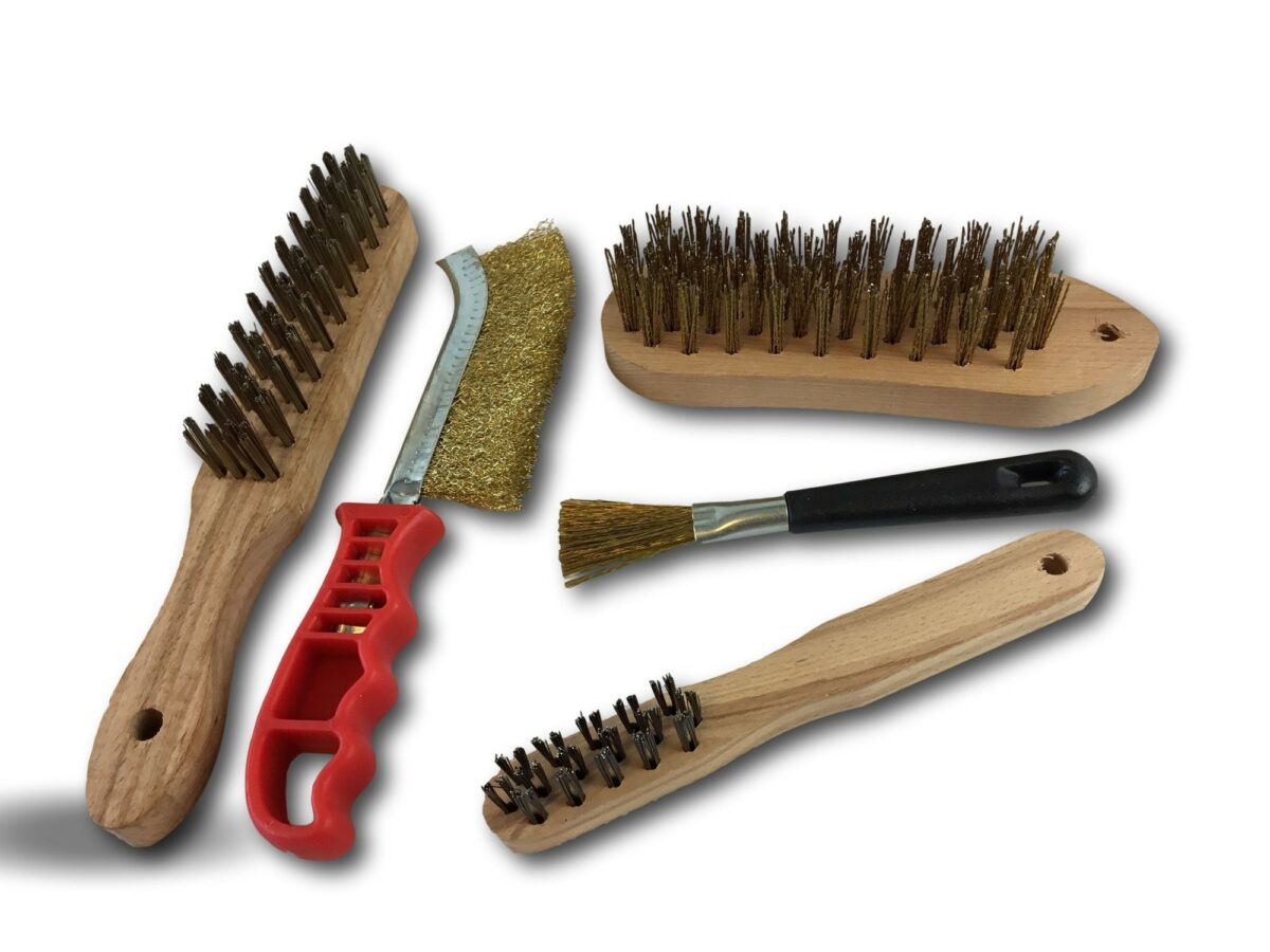 brosse à main metallique
