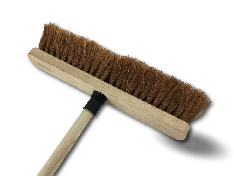 Balai de ménage en fibres de coco naturel long 37,5 cm – Image 3
