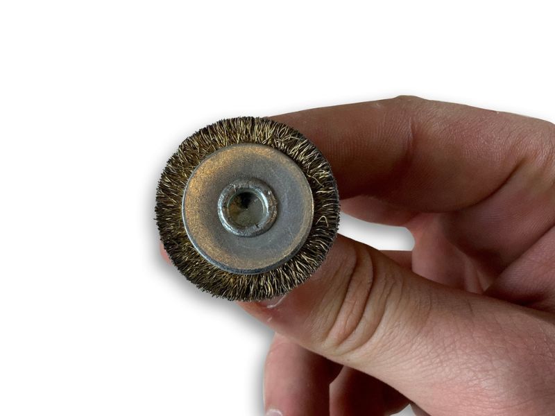 Brosse circulaire métallique sur tige Ø 30 mm | Fil laiton souple – Image 4
