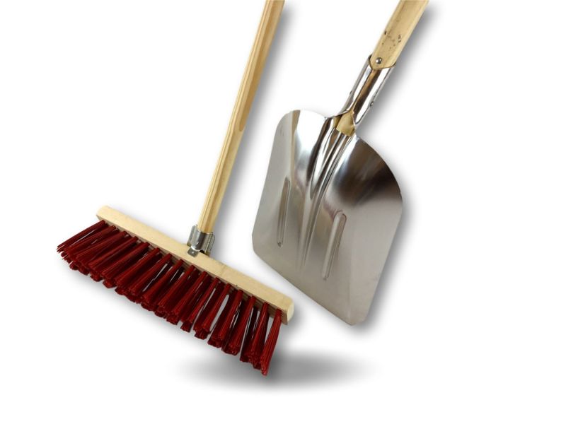 Balai de cantonnier 40 cm manché + Pelle aluminium - PVC rouge – Image 5